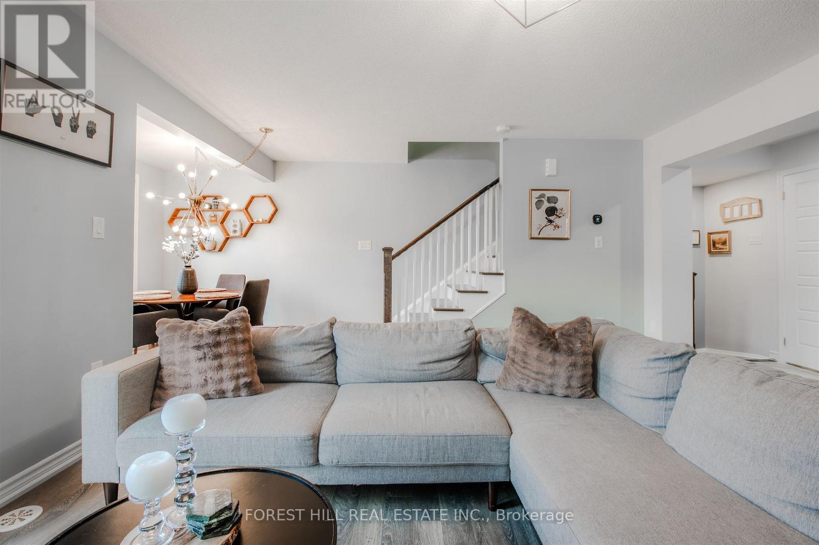 556 Buckeye Court, Milton (Cb Cobban), Ontario  L9T 7E7 - Photo 15 - W12444258