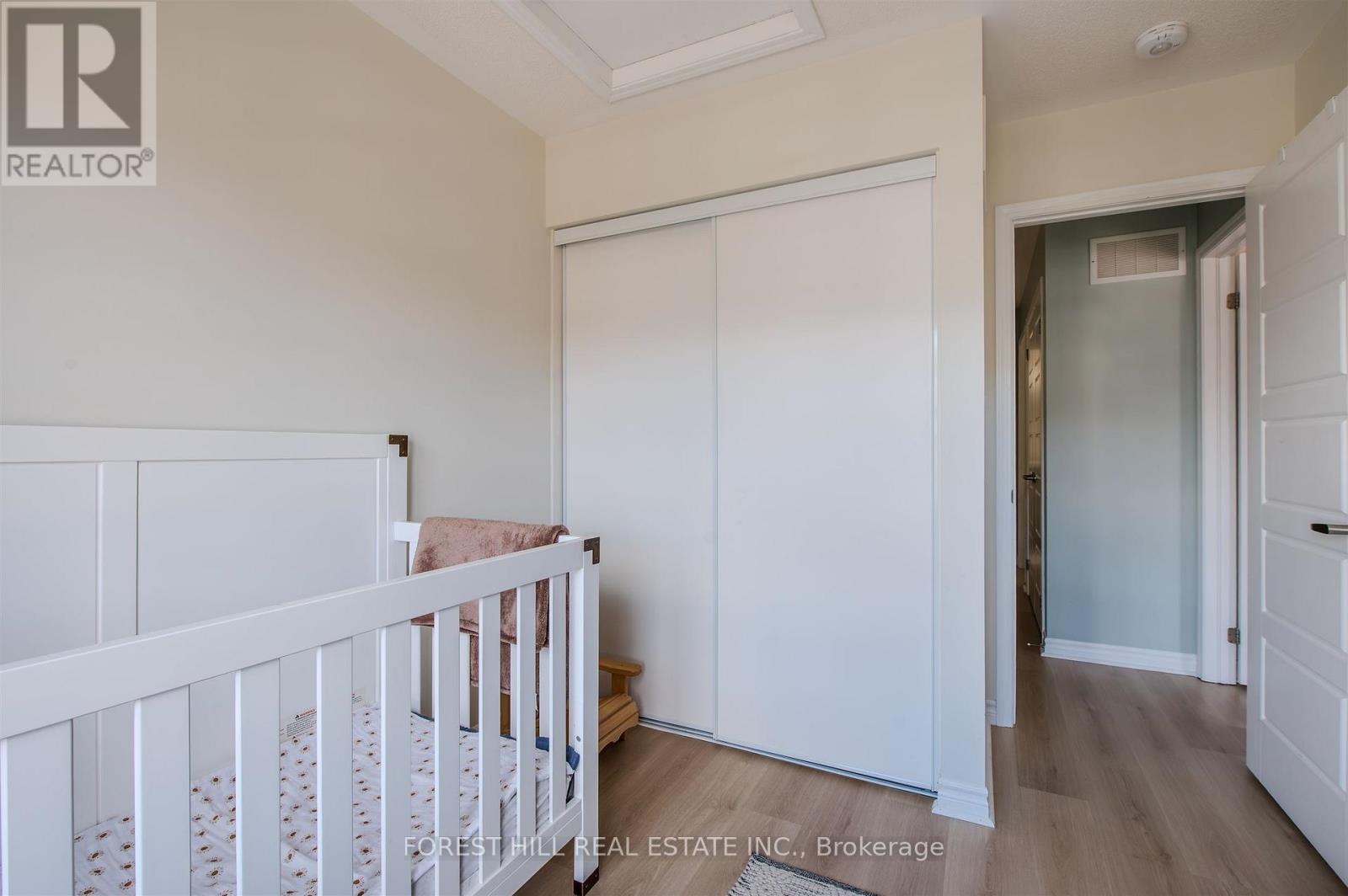 556 Buckeye Court, Milton (Cb Cobban), Ontario  L9T 7E7 - Photo 32 - W12444258