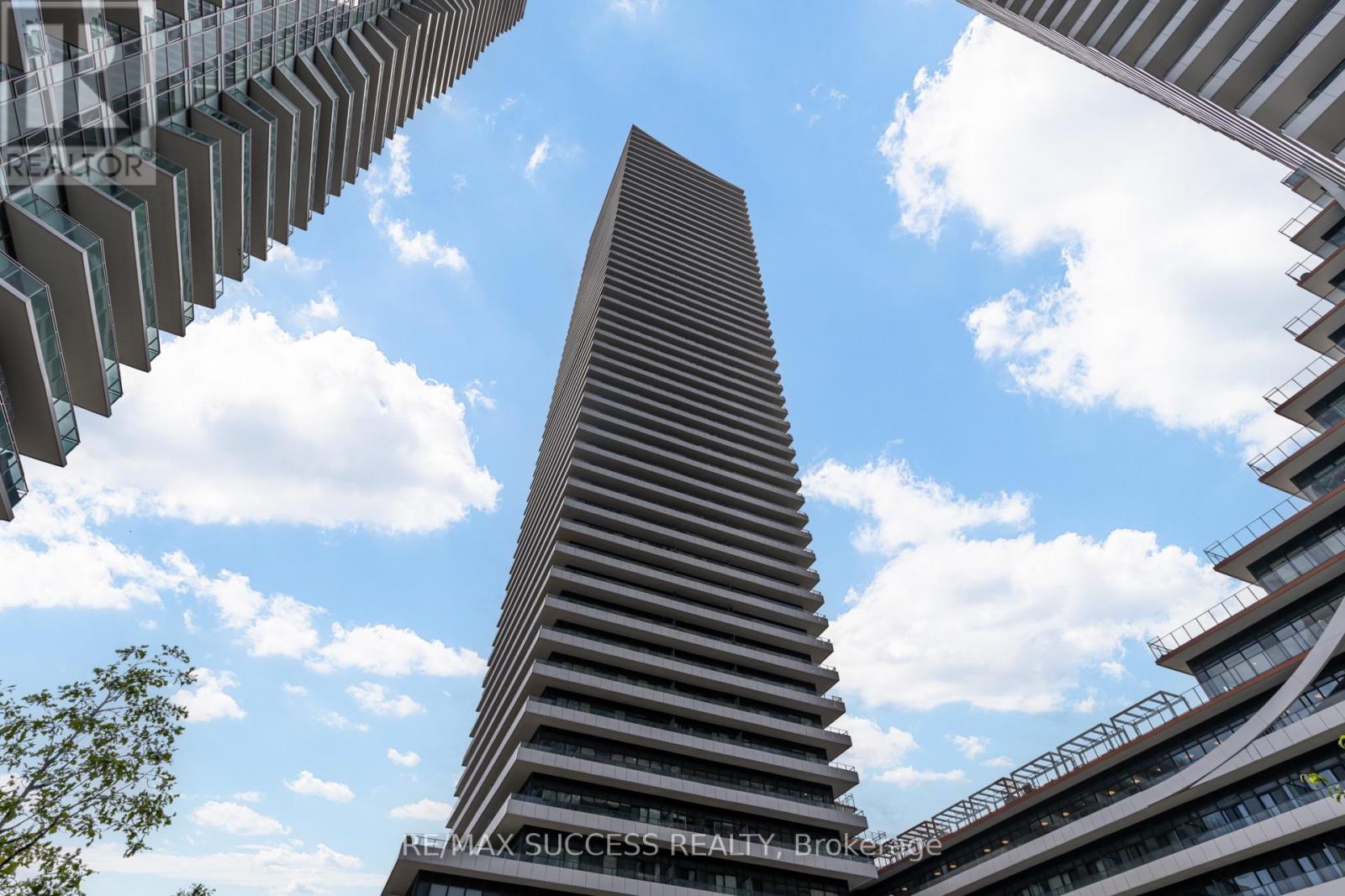 1807 - 20 SHORE BREEZE AVENUE, Toronto, Ontario