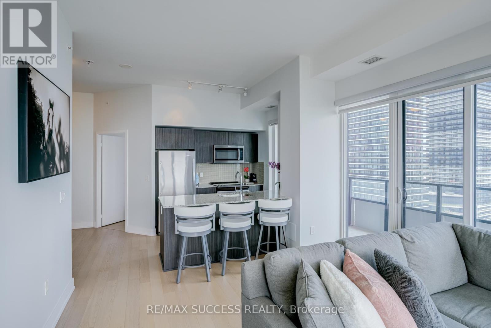 1807 - 20 Shore Breeze Avenue, Toronto (Mimico), Ontario  M8V 0C7 - Photo 11 - W12444266