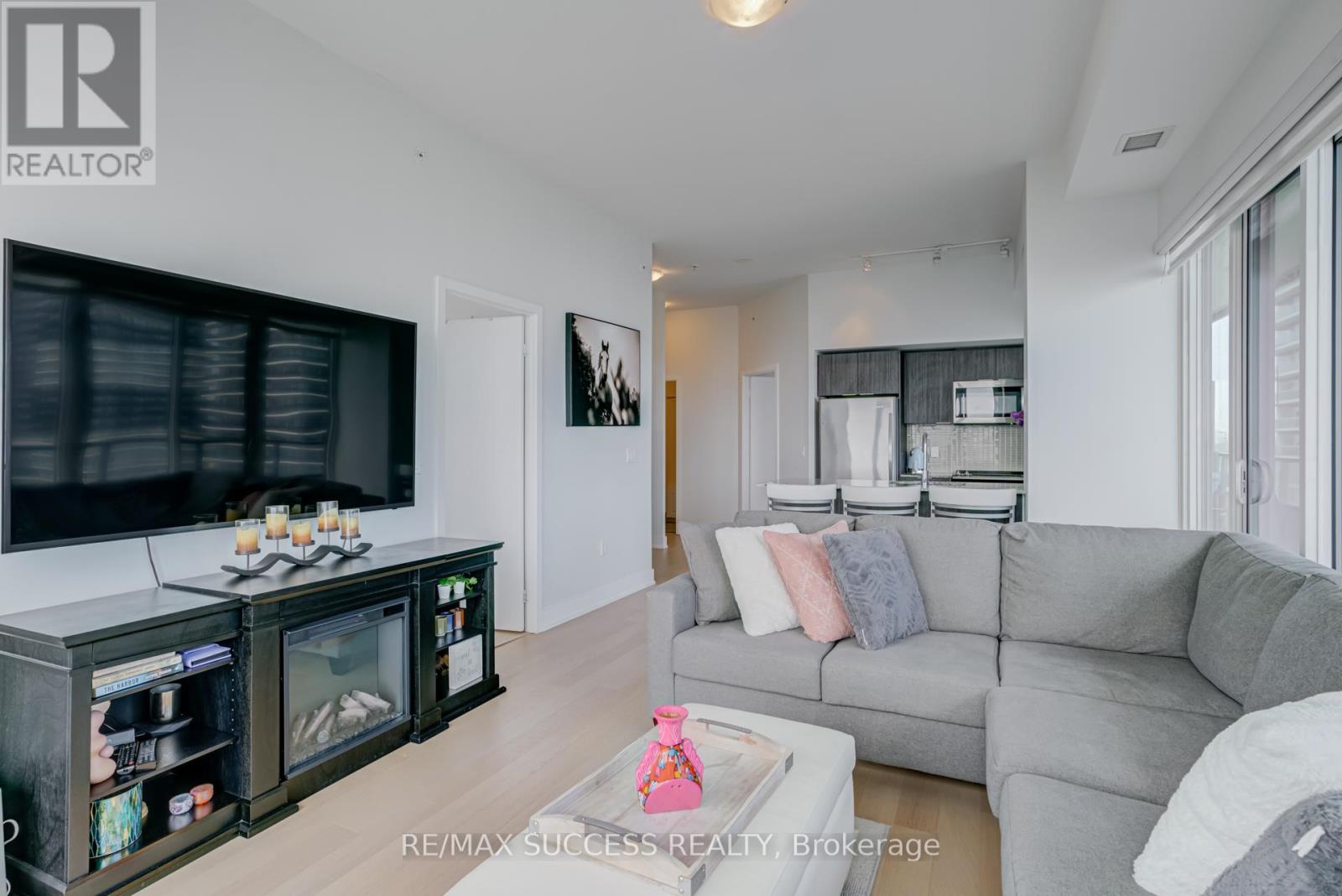1807 - 20 Shore Breeze Avenue, Toronto (Mimico), Ontario  M8V 0C7 - Photo 25 - W12444266