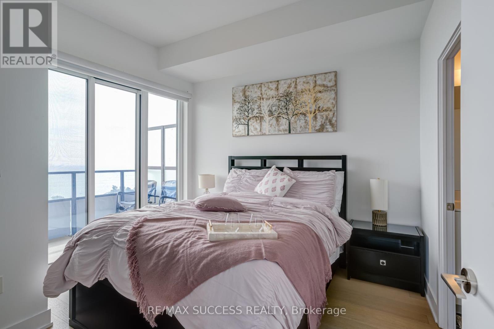 1807 - 20 Shore Breeze Avenue, Toronto (Mimico), Ontario  M8V 0C7 - Photo 32 - W12444266