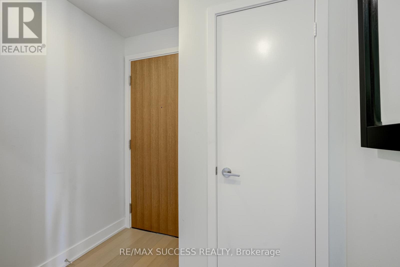 1807 - 20 Shore Breeze Avenue, Toronto (Mimico), Ontario  M8V 0C7 - Photo 5 - W12444266
