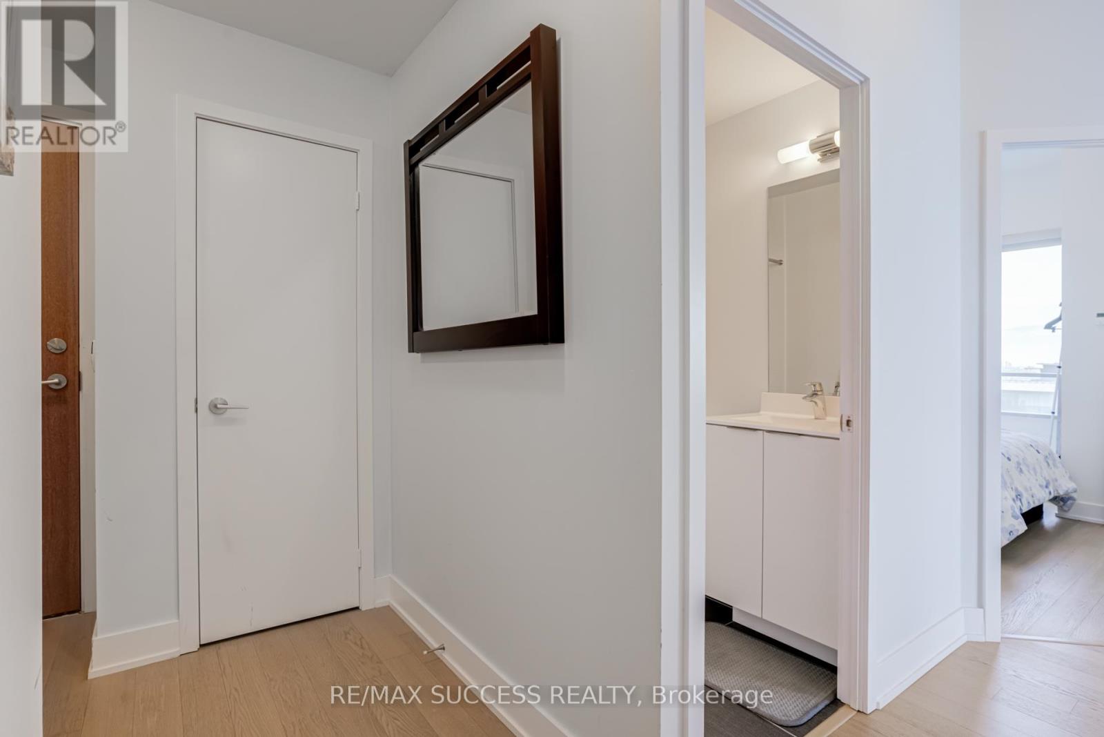 1807 - 20 Shore Breeze Avenue, Toronto (Mimico), Ontario  M8V 0C7 - Photo 7 - W12444266