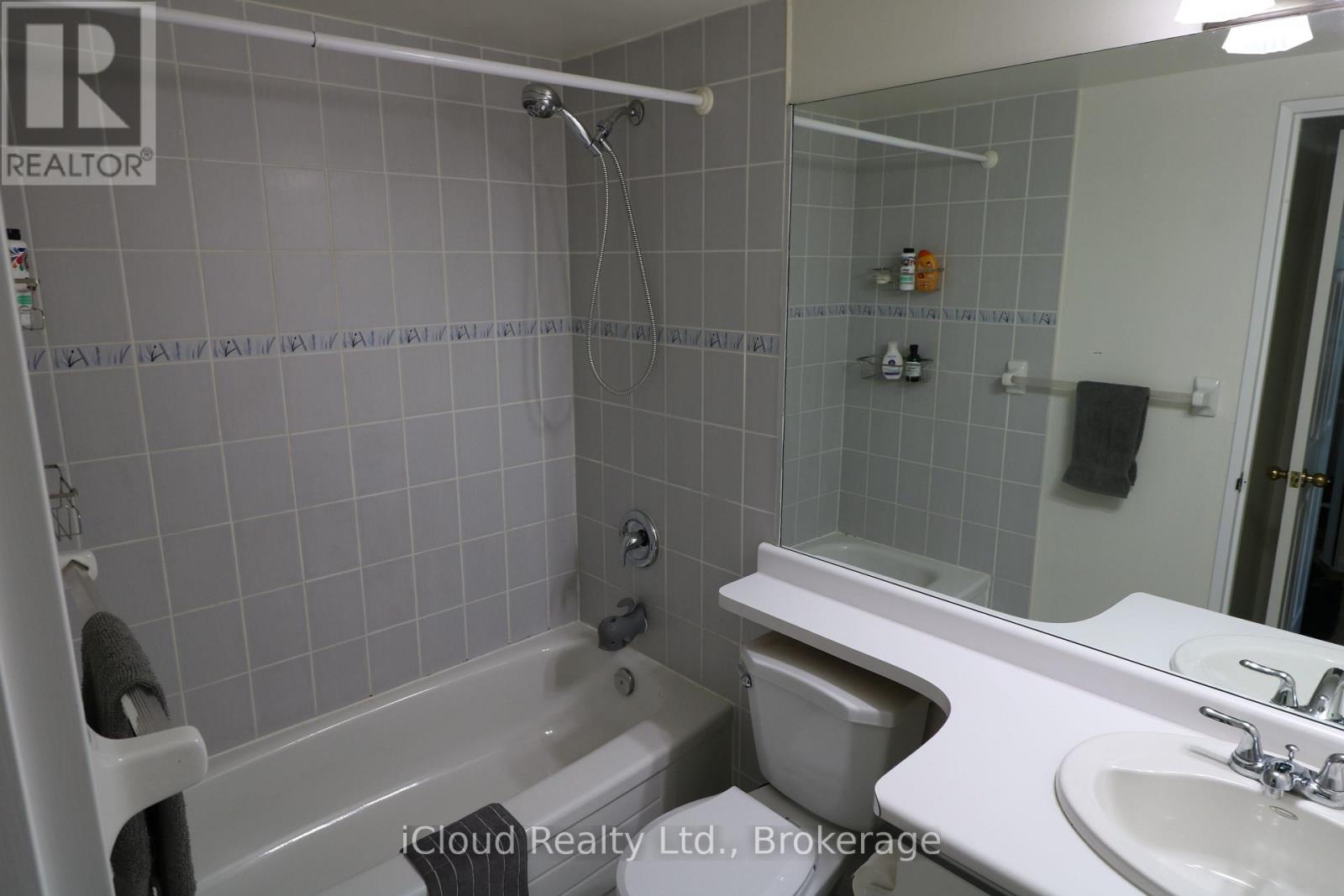 1502 - 101 Subway Crescent, Toronto, Ontario  M9B 6K4 - Photo 10 - W12444268