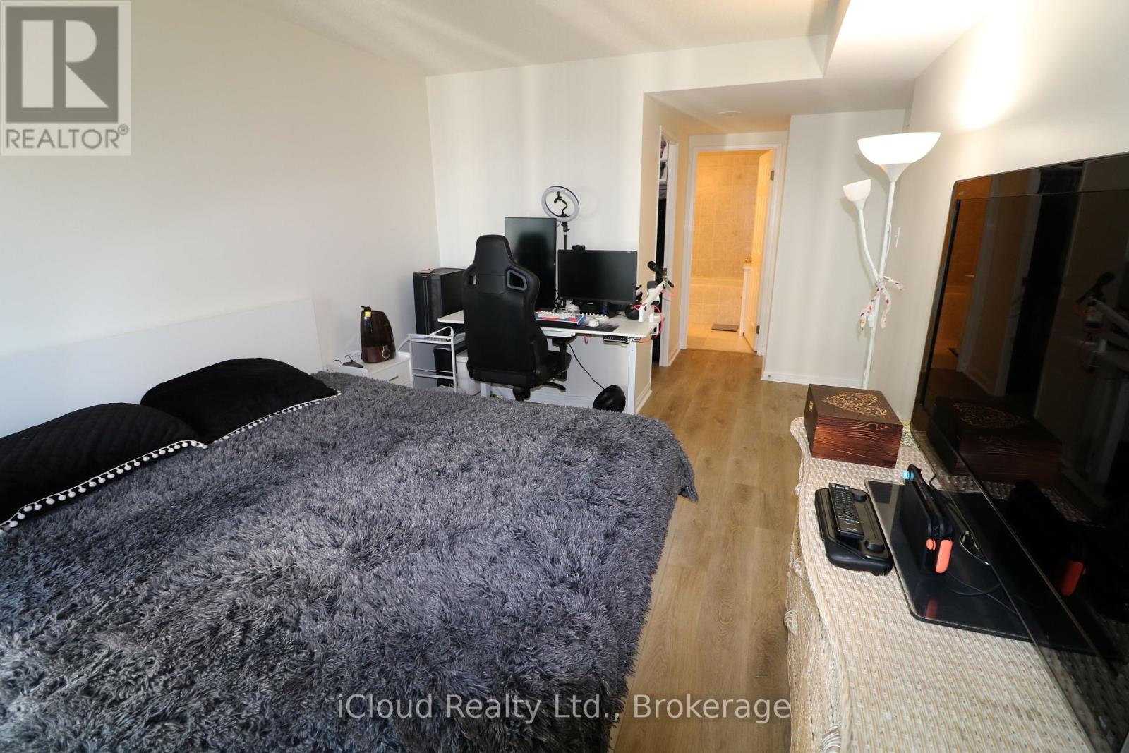 1502 - 101 Subway Crescent, Toronto, Ontario  M9B 6K4 - Photo 12 - W12444268