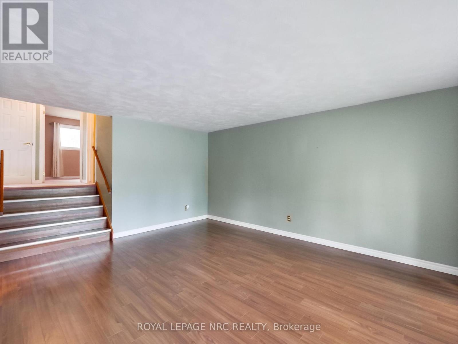 4368 Longmoor Drive, Burlington (Shoreacres), Ontario  L7L 1X7 - Photo 14 - W12444285