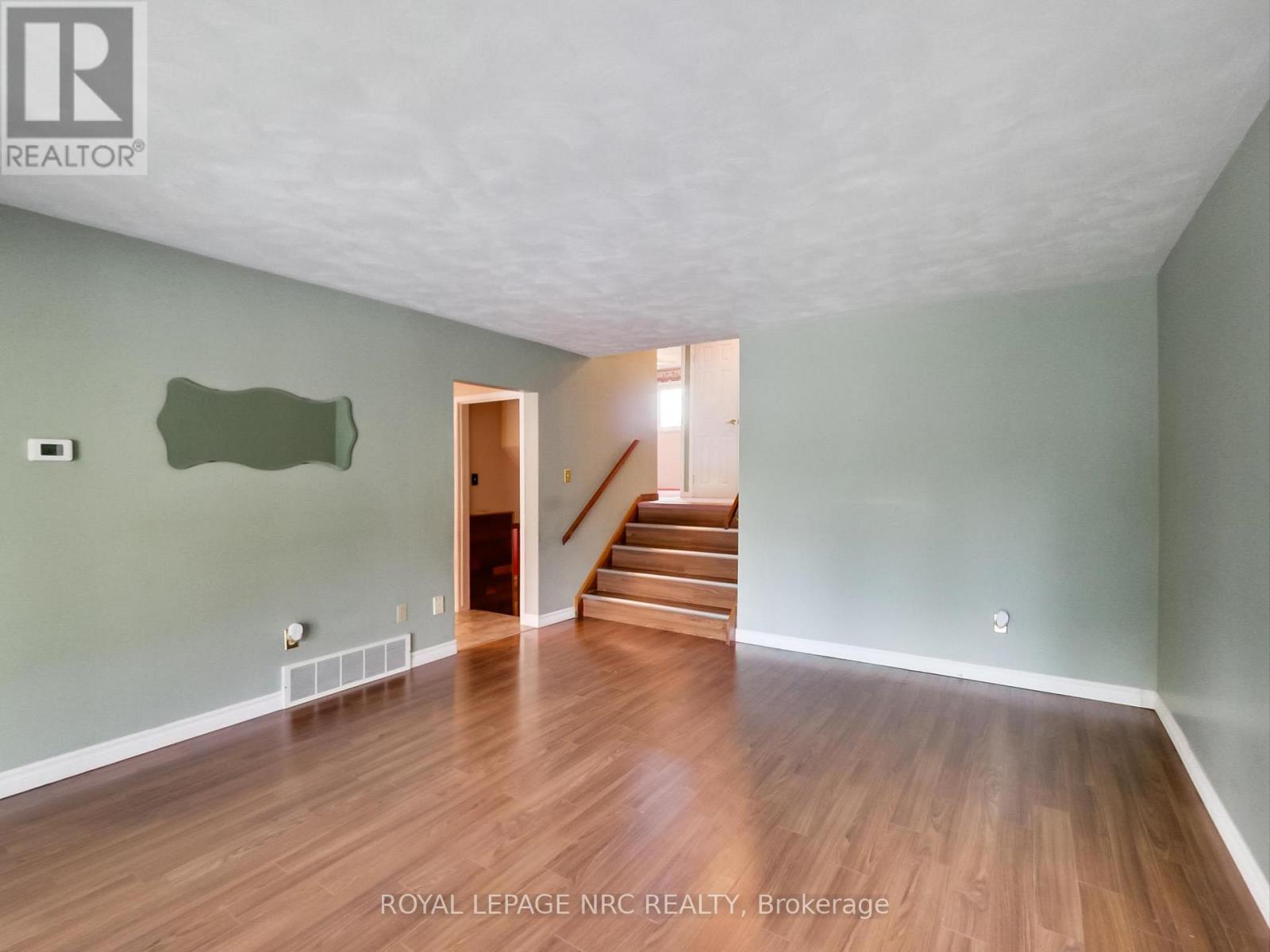 4368 Longmoor Drive, Burlington (Shoreacres), Ontario  L7L 1X7 - Photo 15 - W12444285