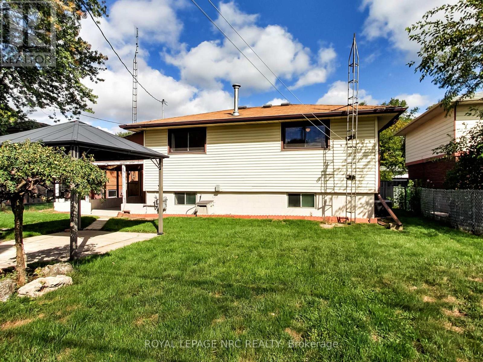 4368 Longmoor Drive, Burlington (Shoreacres), Ontario  L7L 1X7 - Photo 33 - W12444285
