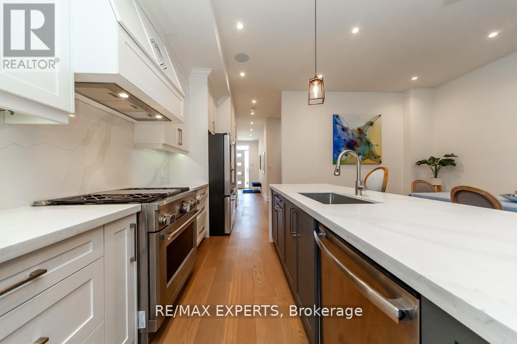 68 Twenty Fourth Street, Toronto (Long Branch), Ontario  M8V 3N8 - Photo 14 - W12444339
