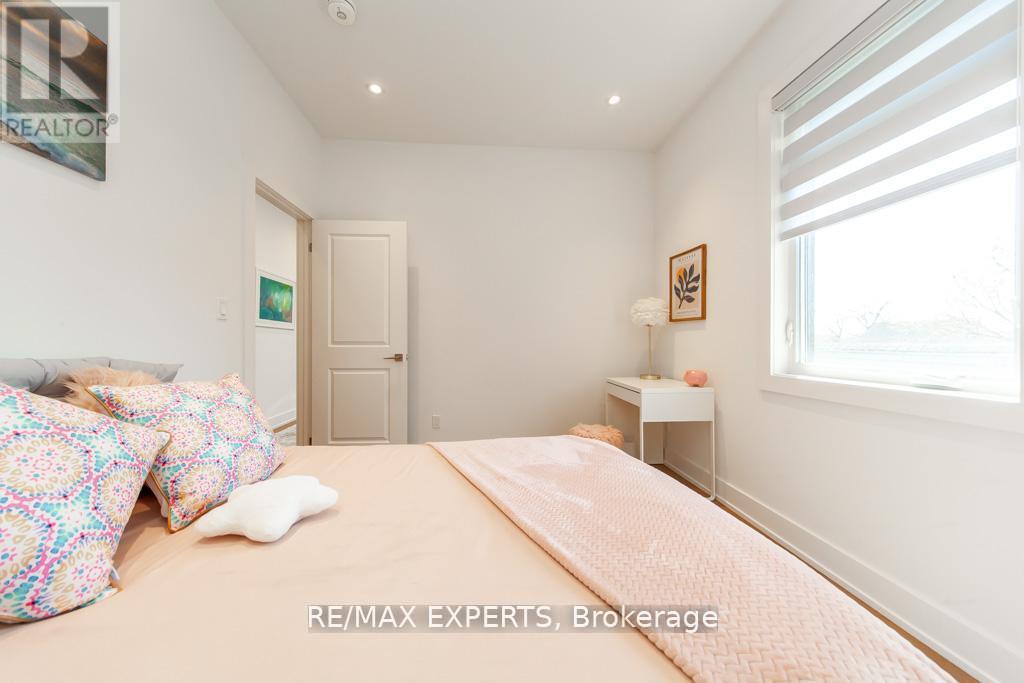 68 Twenty Fourth Street, Toronto (Long Branch), Ontario  M8V 3N8 - Photo 23 - W12444339