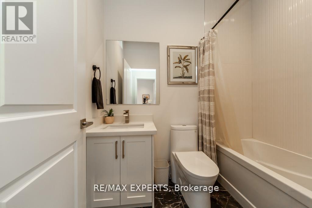 68 Twenty Fourth Street, Toronto (Long Branch), Ontario  M8V 3N8 - Photo 24 - W12444339