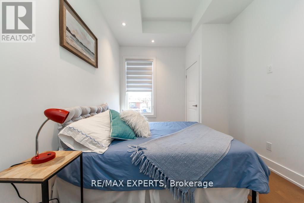 68 Twenty Fourth Street, Toronto (Long Branch), Ontario  M8V 3N8 - Photo 28 - W12444339