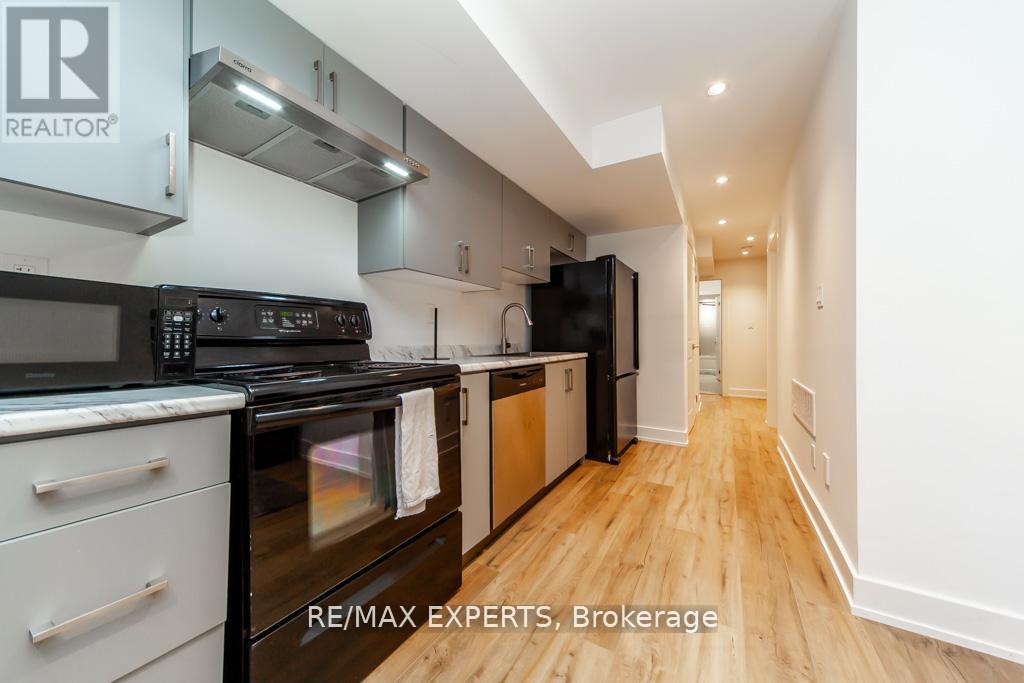 68 Twenty Fourth Street, Toronto (Long Branch), Ontario  M8V 3N8 - Photo 36 - W12444339