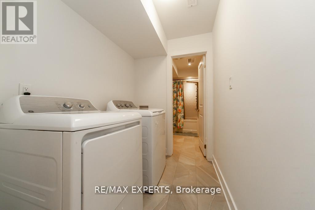 68 Twenty Fourth Street, Toronto (Long Branch), Ontario  M8V 3N8 - Photo 40 - W12444339