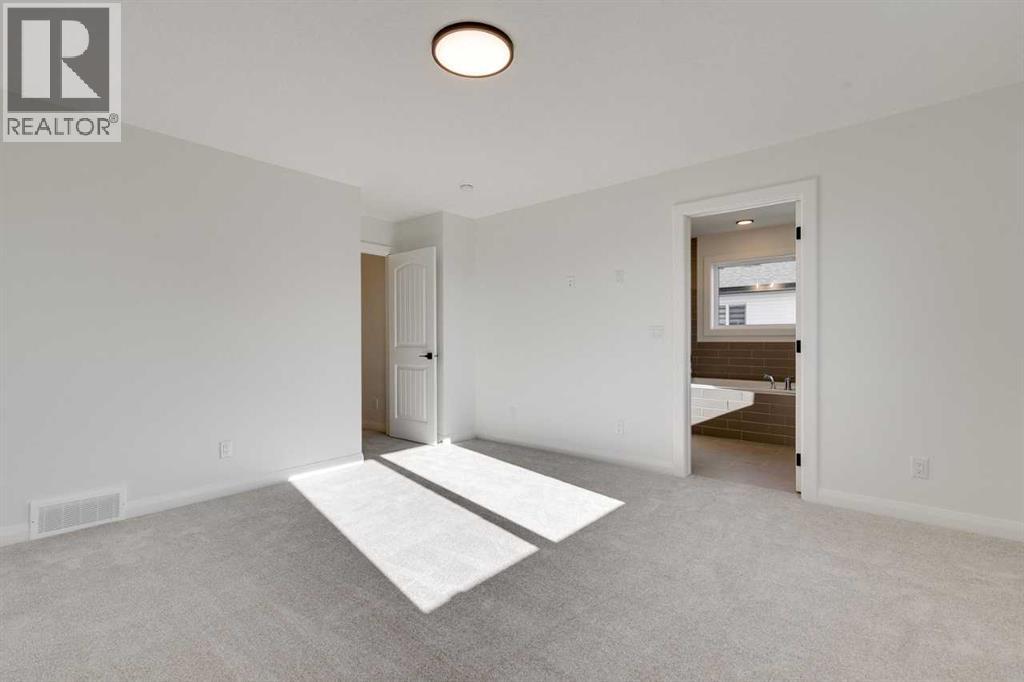 72 Dawson Wharf Mount, Chestermere, Alberta  T1X 2X6 - Photo 29 - A2262127