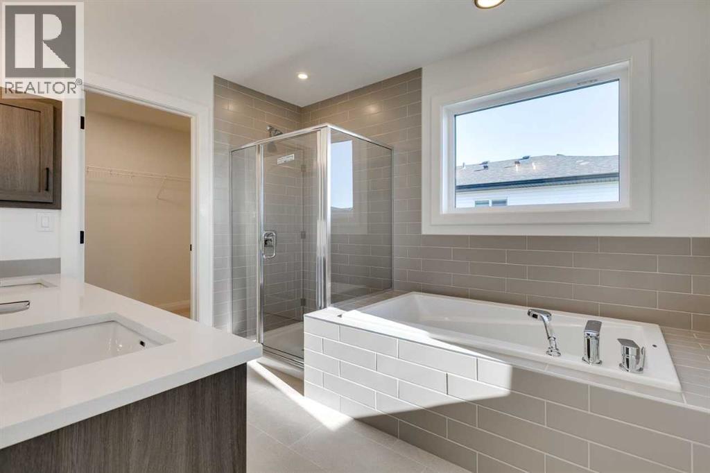 72 Dawson Wharf Mount, Chestermere, Alberta  T1X 2X6 - Photo 30 - A2262127