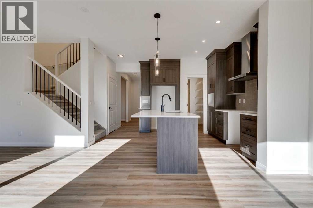 72 Dawson Wharf Mount, Chestermere, Alberta  T1X 2X6 - Photo 8 - A2262127