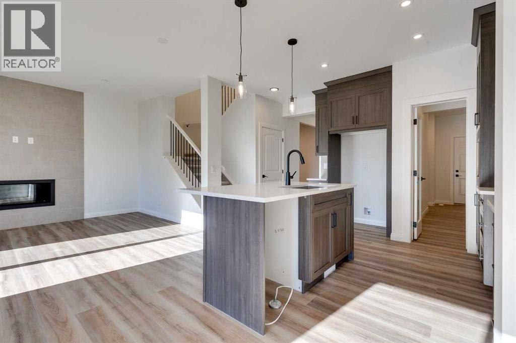 72 Dawson Wharf Mount, Chestermere, Alberta  T1X 2X6 - Photo 9 - A2262127