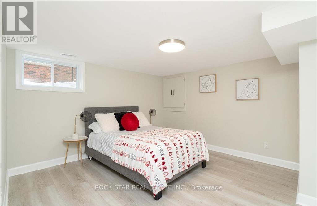 Lower - 136 Grand Street, Brantford, Ontario  N3R 4B7 - Photo 8 - X12444244