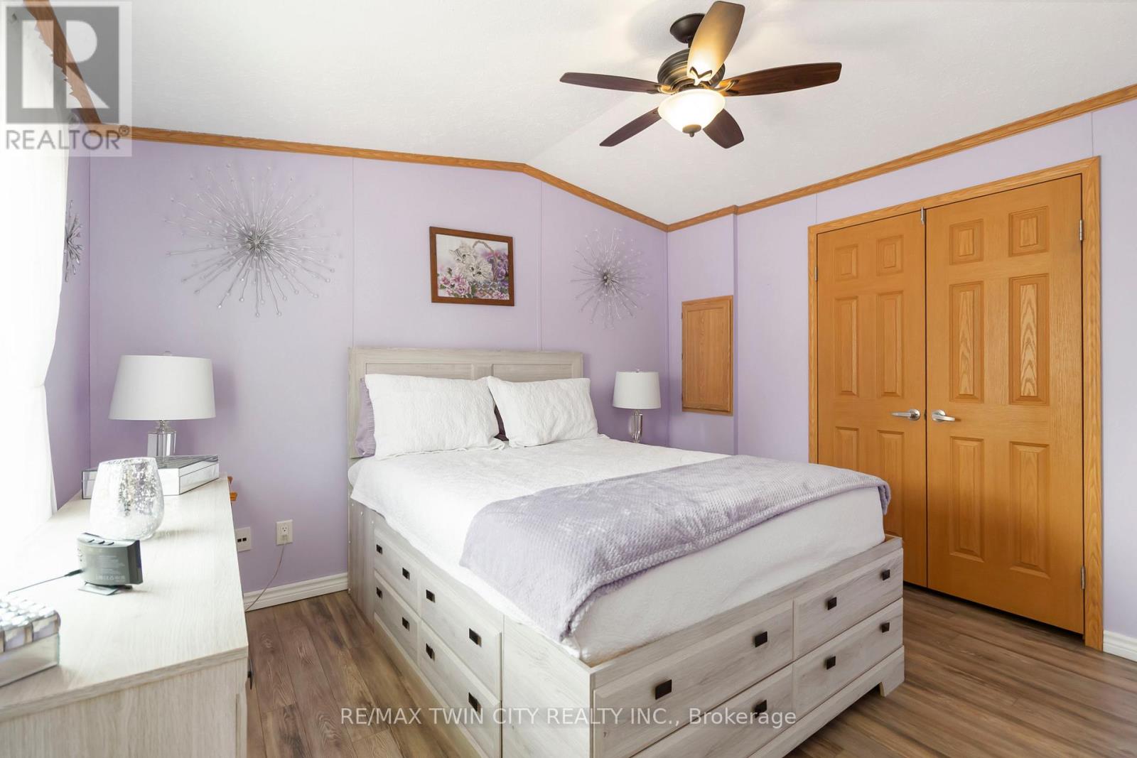 27 Elm Street, Puslinch, Ontario  N1H 6H9 - Photo 15 - X12444247