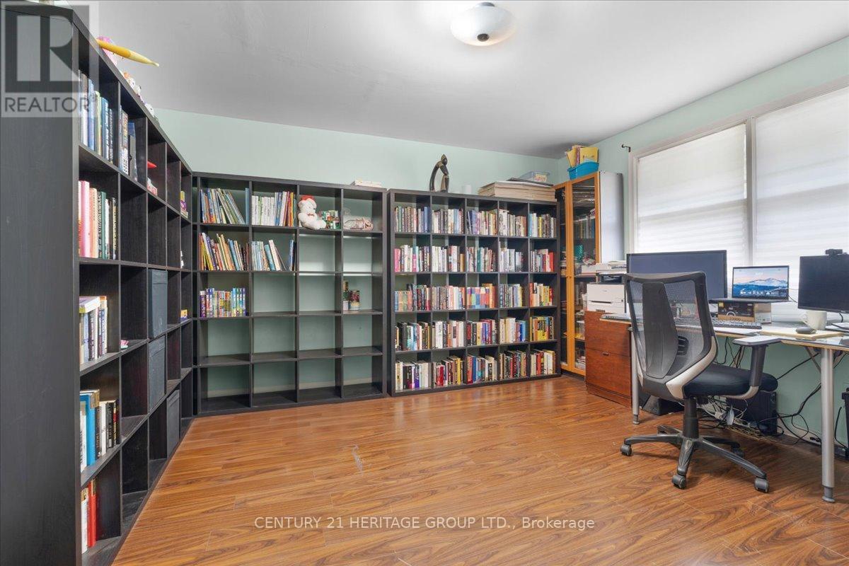 67 Elmhurst Drive, Hamilton (Sherwood), Ontario  L8T 1C5 - Photo 27 - X12444265