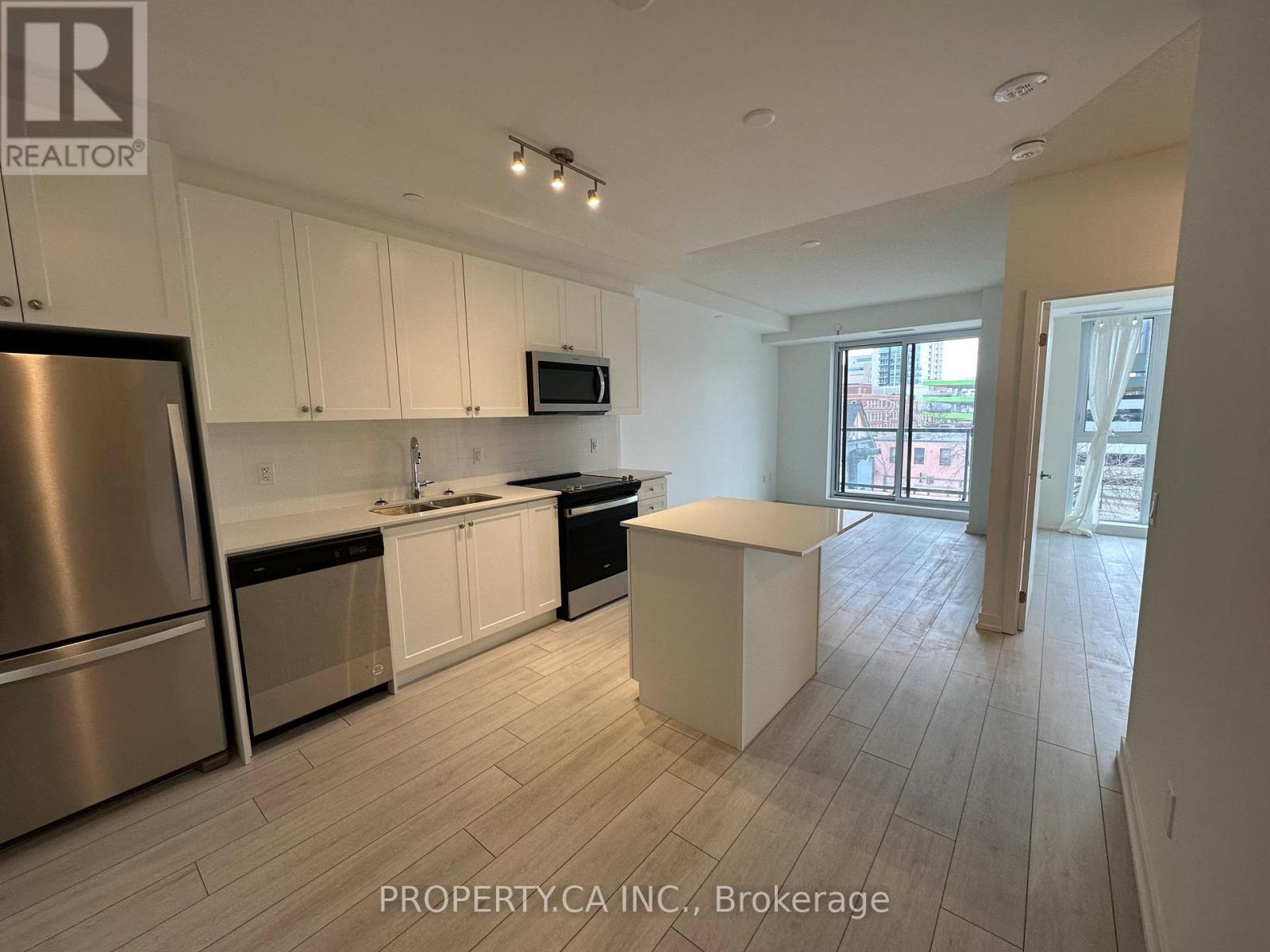 307 - 55 Duke Street W, Kitchener, Ontario  N2H 0C9 - Photo 2 - X12444292