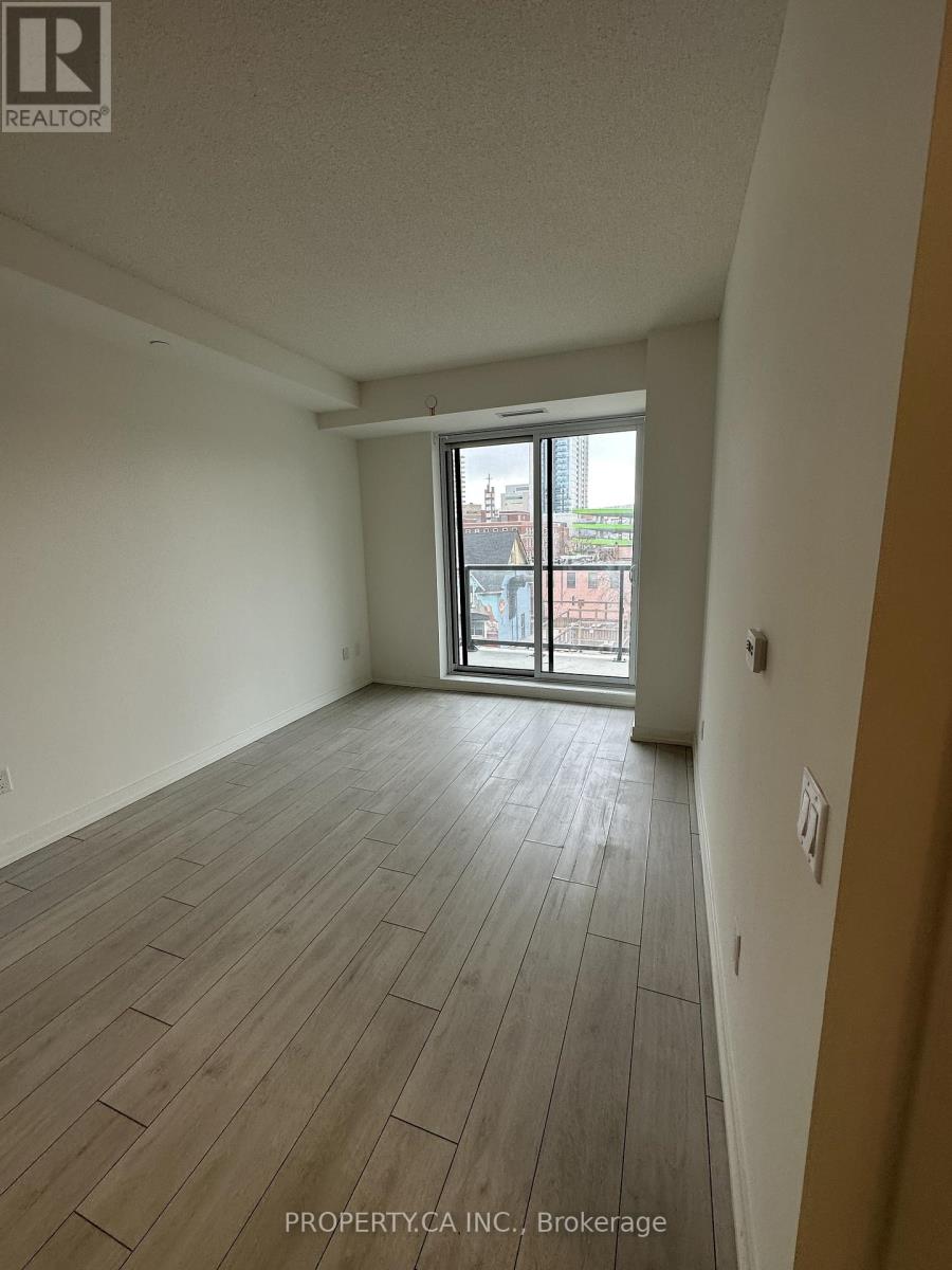 307 - 55 Duke Street W, Kitchener, Ontario  N2H 0C9 - Photo 8 - X12444292