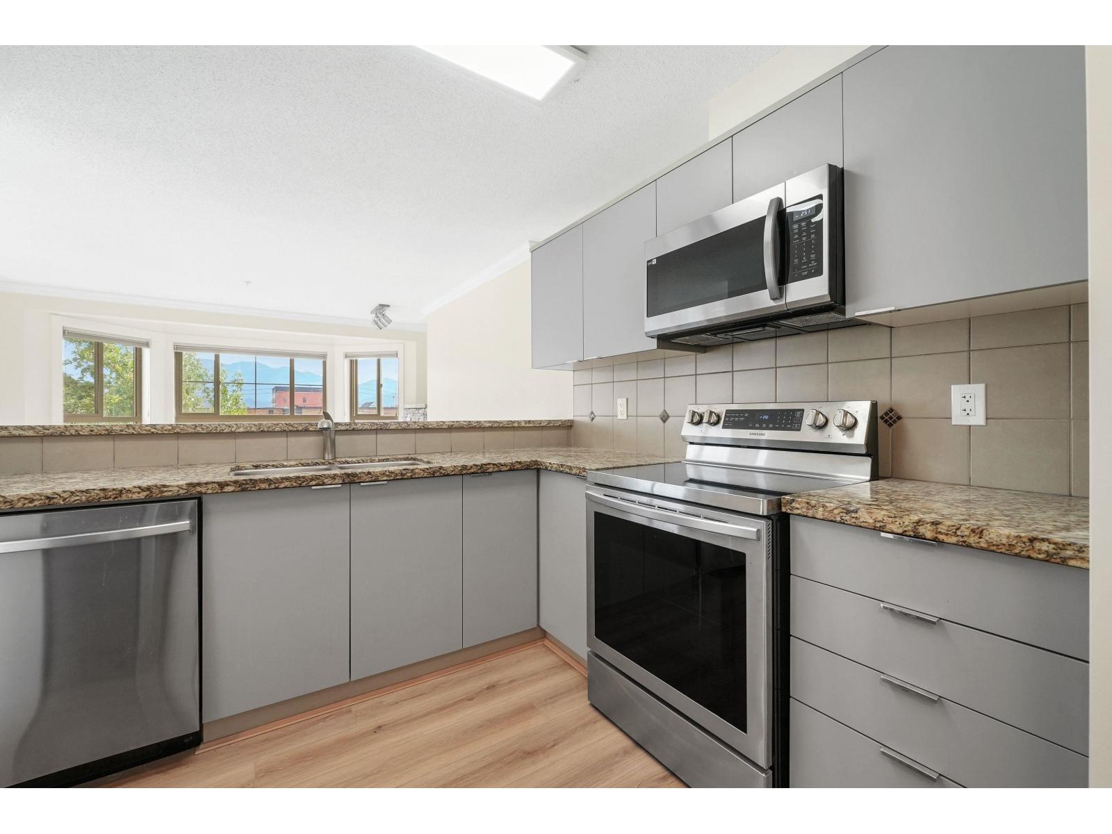 212 9000 Birch Street, Chilliwack Downtown, Chilliwack, British Columbia  V2P 8G2 - Photo 3 - R3054587