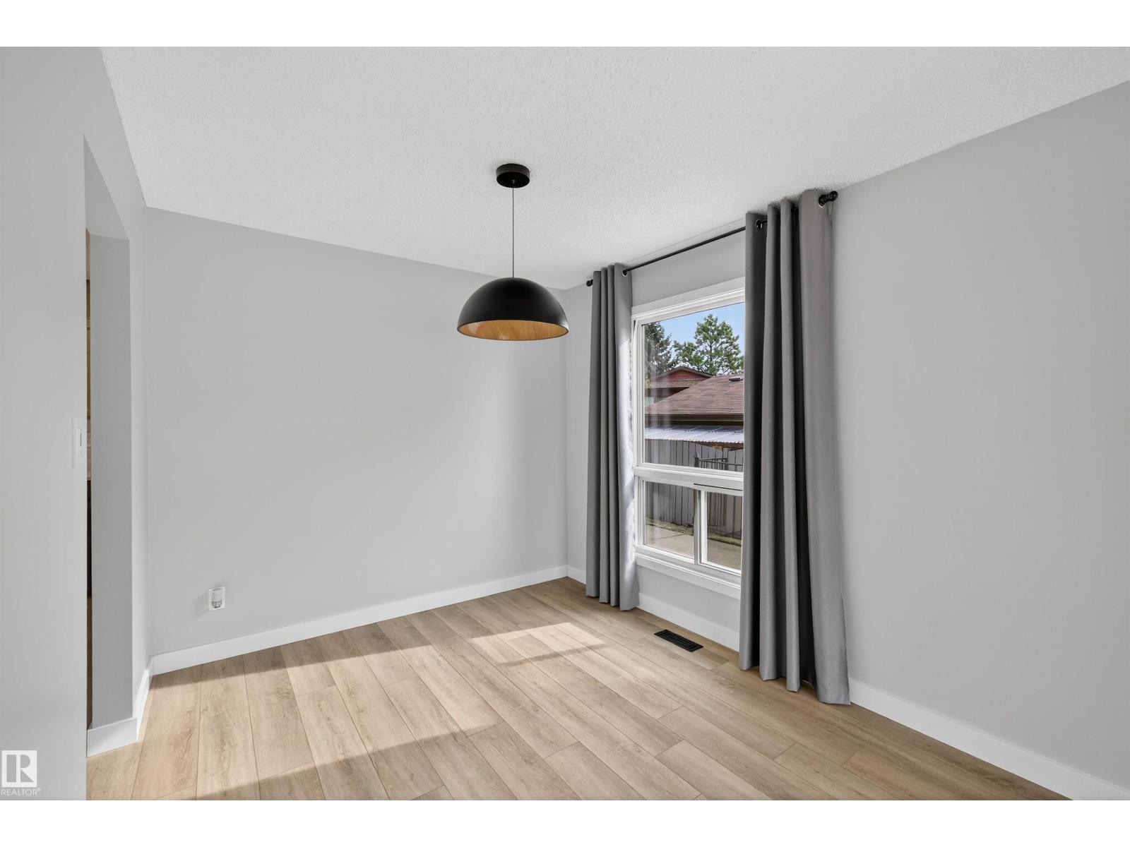 13815 35 St Nw, Edmonton, Alberta  T5Y 2E7 - Photo 10 - E4460768