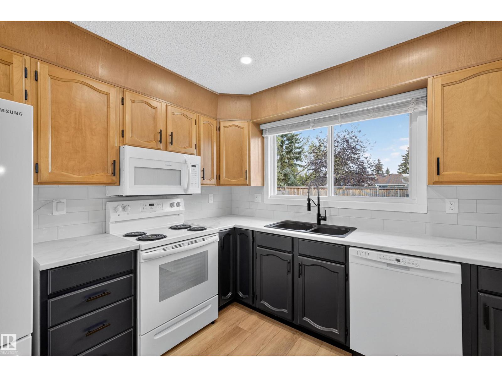 13815 35 St Nw, Edmonton, Alberta  T5Y 2E7 - Photo 12 - E4460768