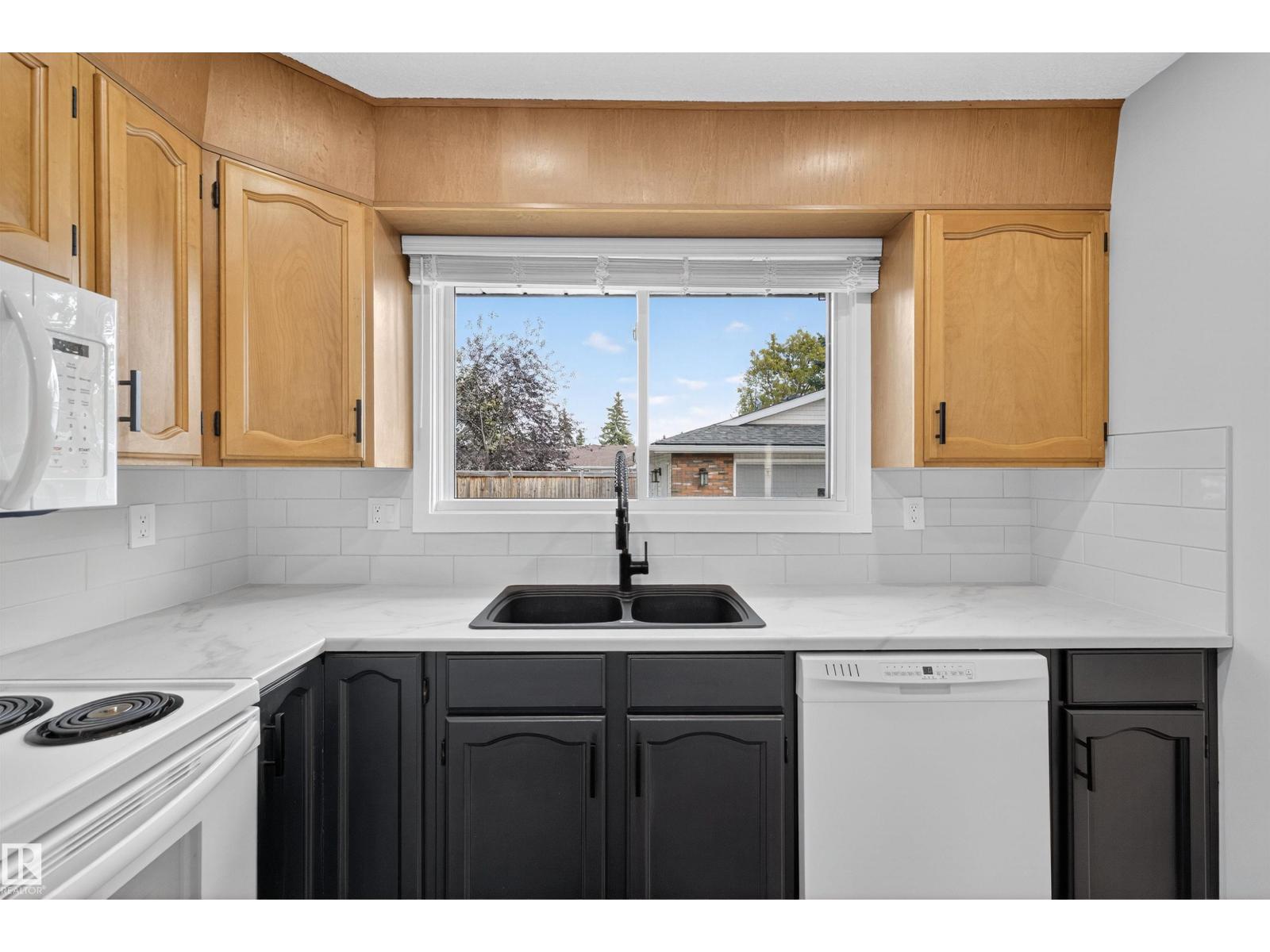 13815 35 St Nw, Edmonton, Alberta  T5Y 2E7 - Photo 14 - E4460768