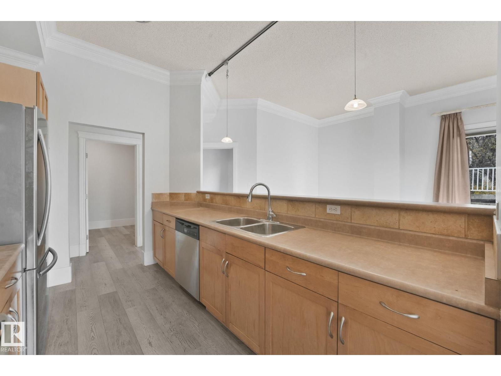 #104 9707 105 St Nw Nw, Edmonton, Alberta  T5K 2Y4 - Photo 10 - E4460772