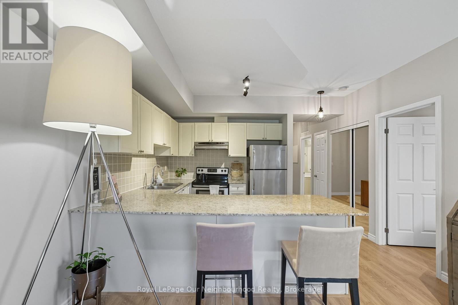 204 - 50 Mill Street N, Port Hope, Ontario  L1A 2T2 - Photo 11 - X12376314