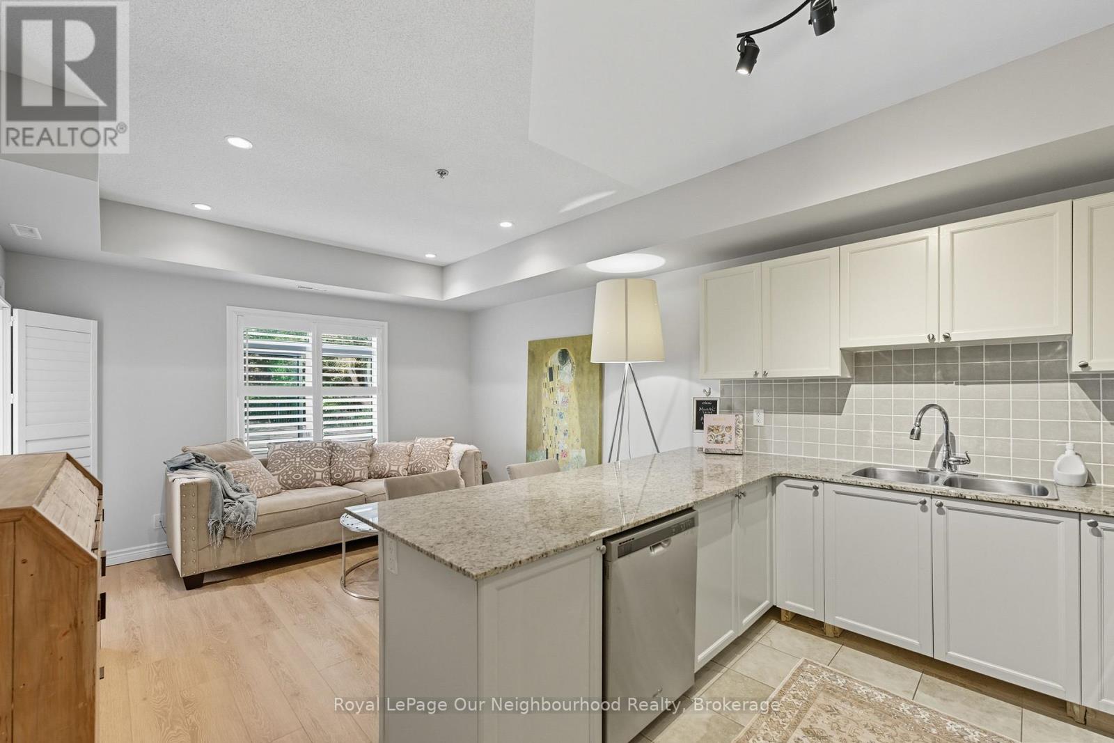 204 - 50 Mill Street N, Port Hope, Ontario  L1A 2T2 - Photo 15 - X12376314