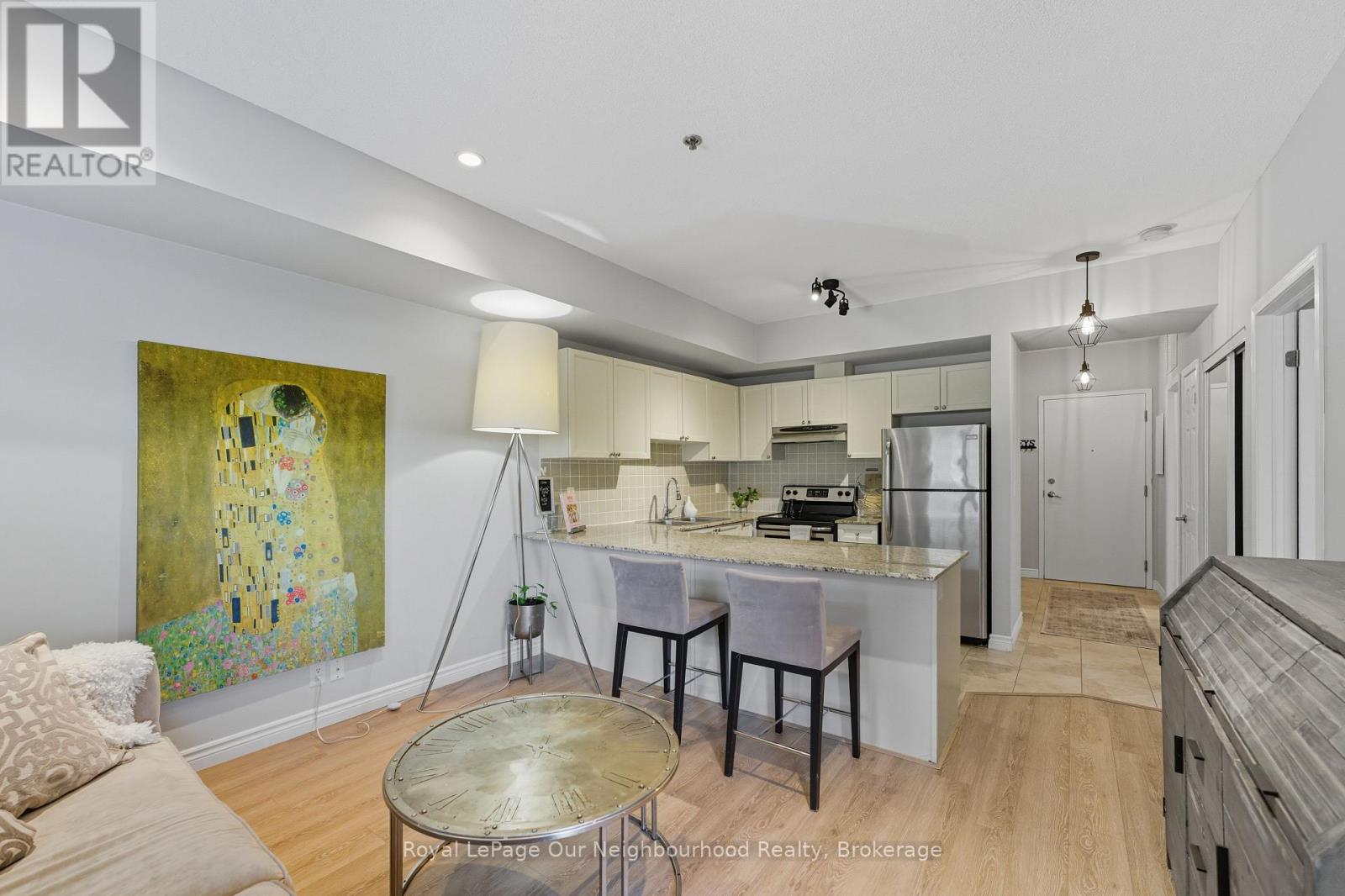 204 - 50 Mill Street N, Port Hope, Ontario  L1A 2T2 - Photo 14 - X12376314