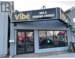 32 Main Street S, Newmarket (Central Newmarket), Ca