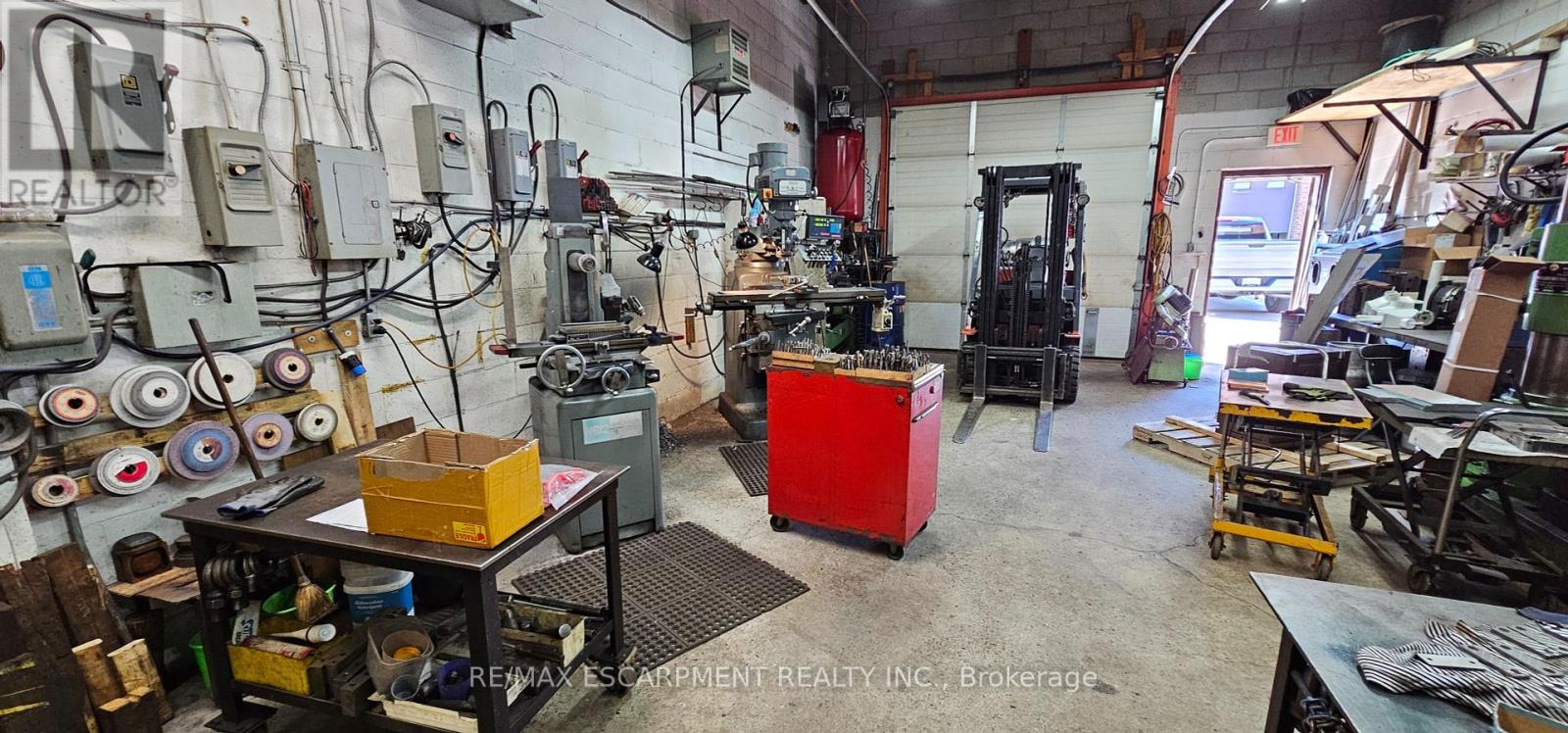 3 - 1075 Westport Crescent, Mississauga, Ontario  L5T 1E8 - Photo 18 - W12418127