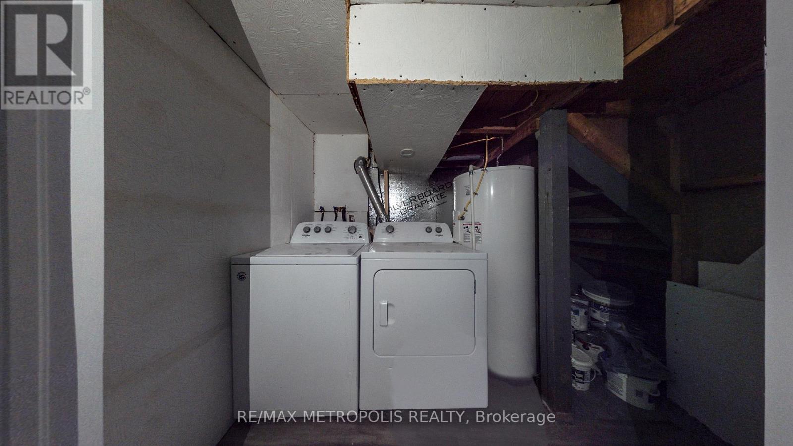 Main - 1020 Brewer Street, Peterborough Central, Ontario  K9J 5B4 - Photo 27 - X12441781