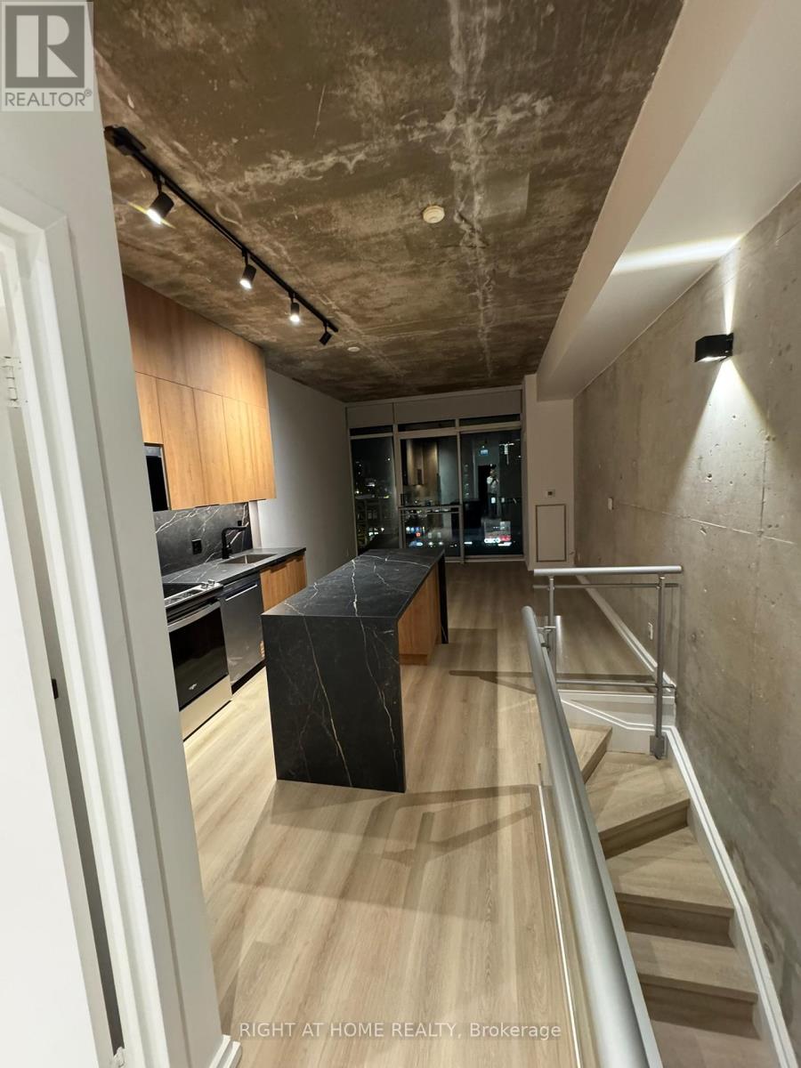 521 - 388 Richmond Street W, Toronto, Ontario  M5V 1X6 - Photo 11 - C12444375