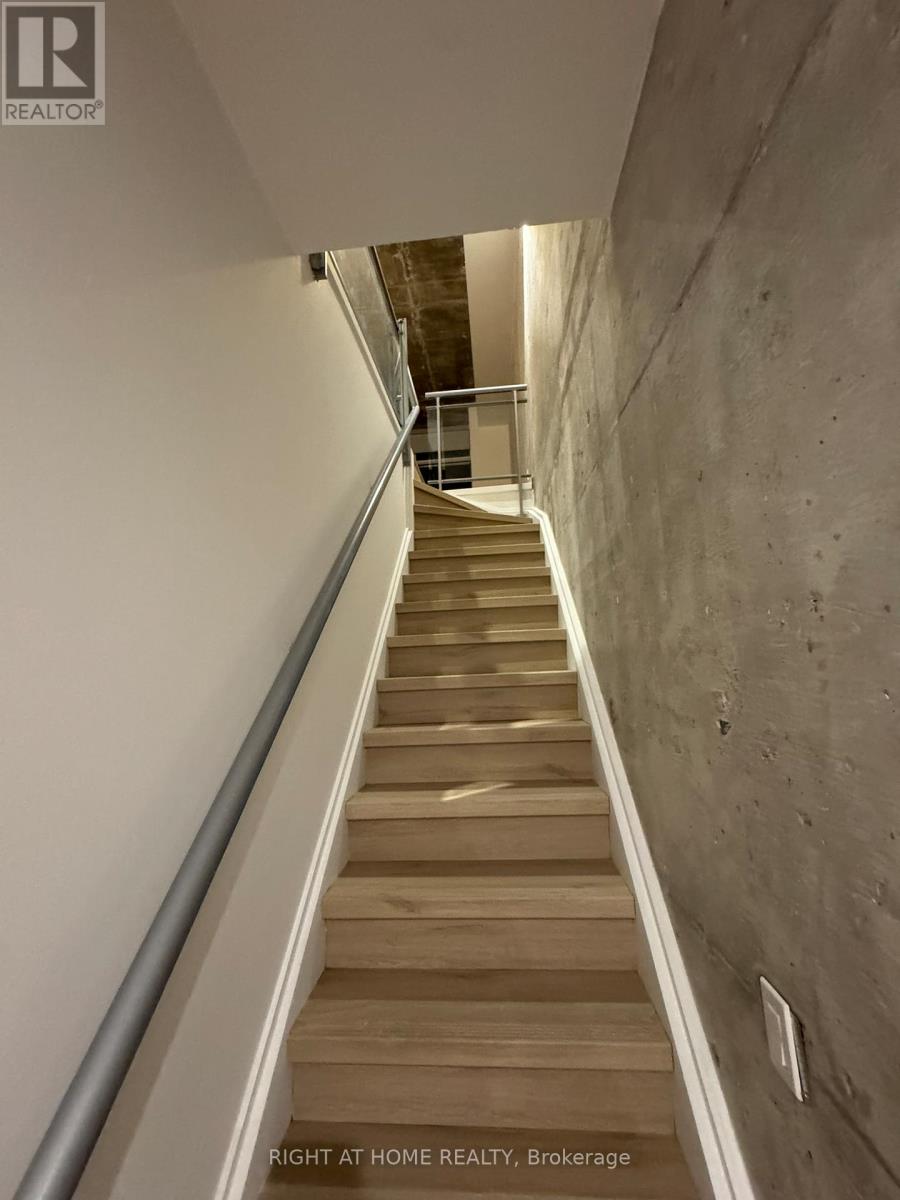 521 - 388 Richmond Street W, Toronto, Ontario  M5V 1X6 - Photo 5 - C12444375