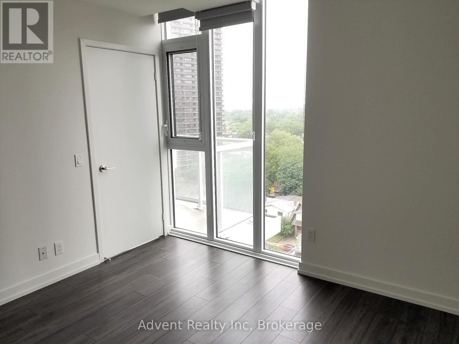 1002 - 33 Helendale Avenue, Toronto, Ontario  M4R 0A4 - Photo 8 - C12444392