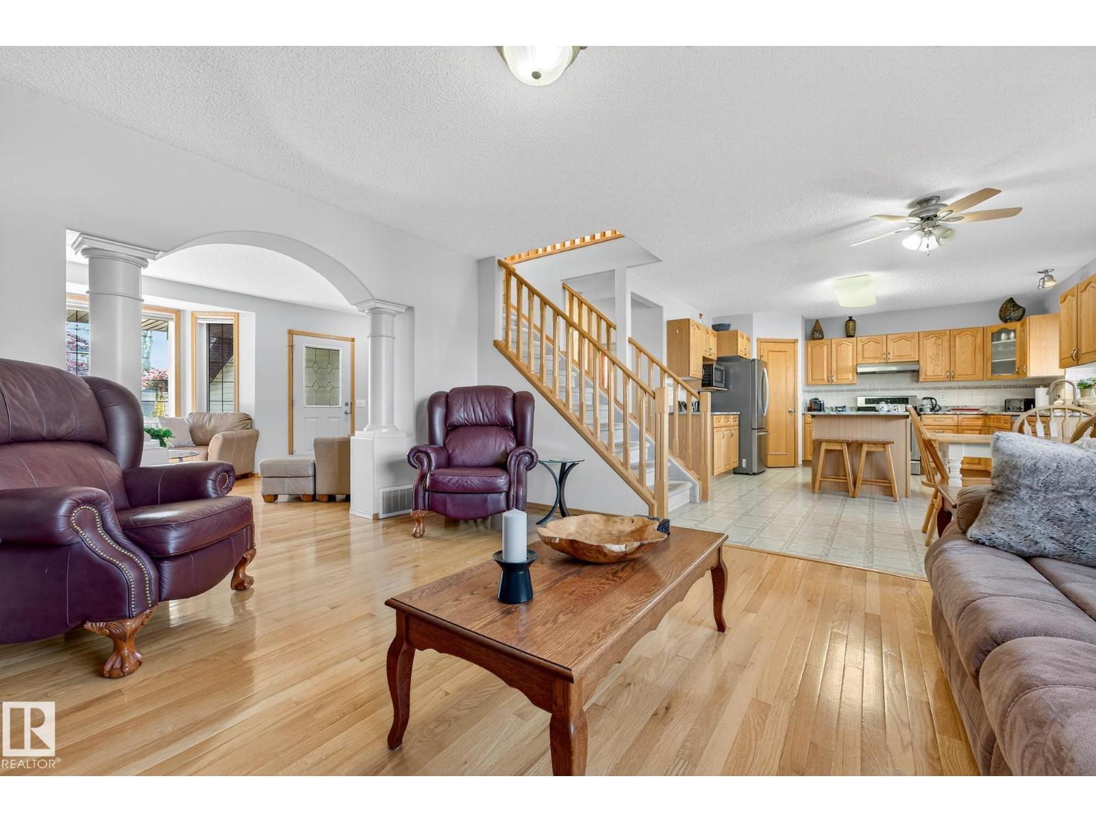 310 Hilliard Cl Nw, Edmonton, Alberta  T6R 3G4 - Photo 19 - E4460774