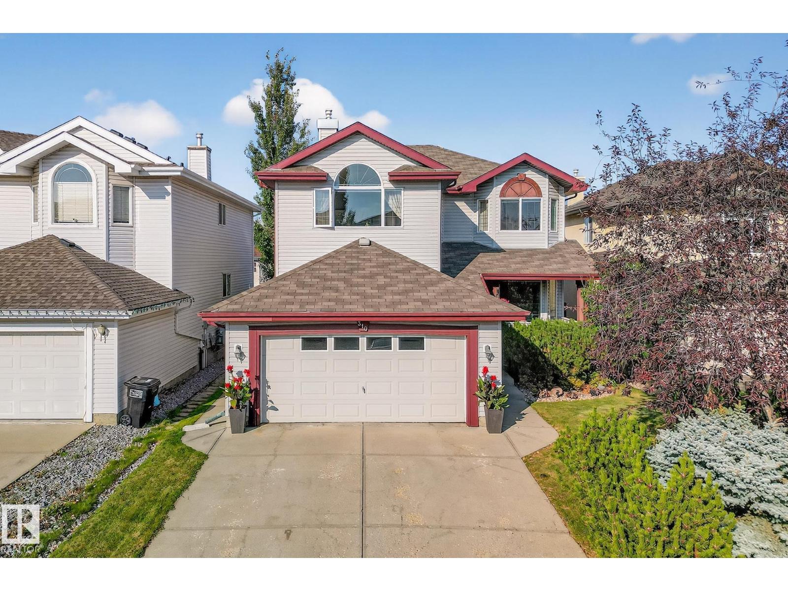 310 Hilliard Cl Nw, Edmonton, Alberta  T6R 3G4 - Photo 2 - E4460774