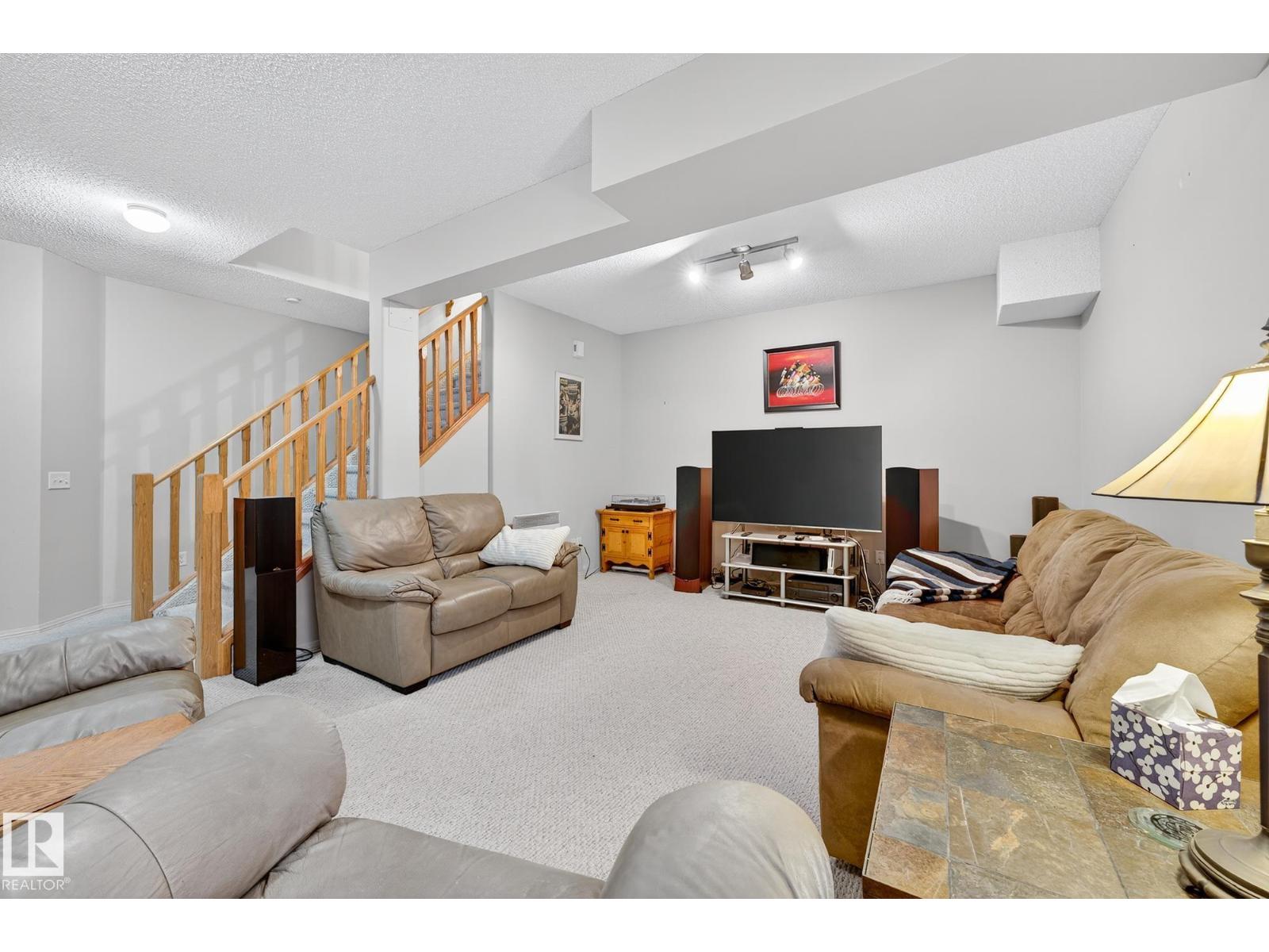 310 Hilliard Cl Nw, Edmonton, Alberta  T6R 3G4 - Photo 47 - E4460774