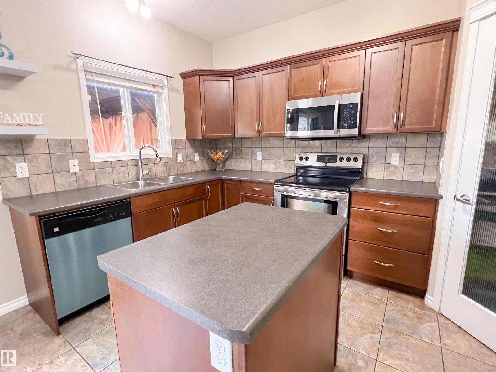 21308 58 Av Nw, Edmonton, Alberta  T6M 0H4 - Photo 11 - E4460775