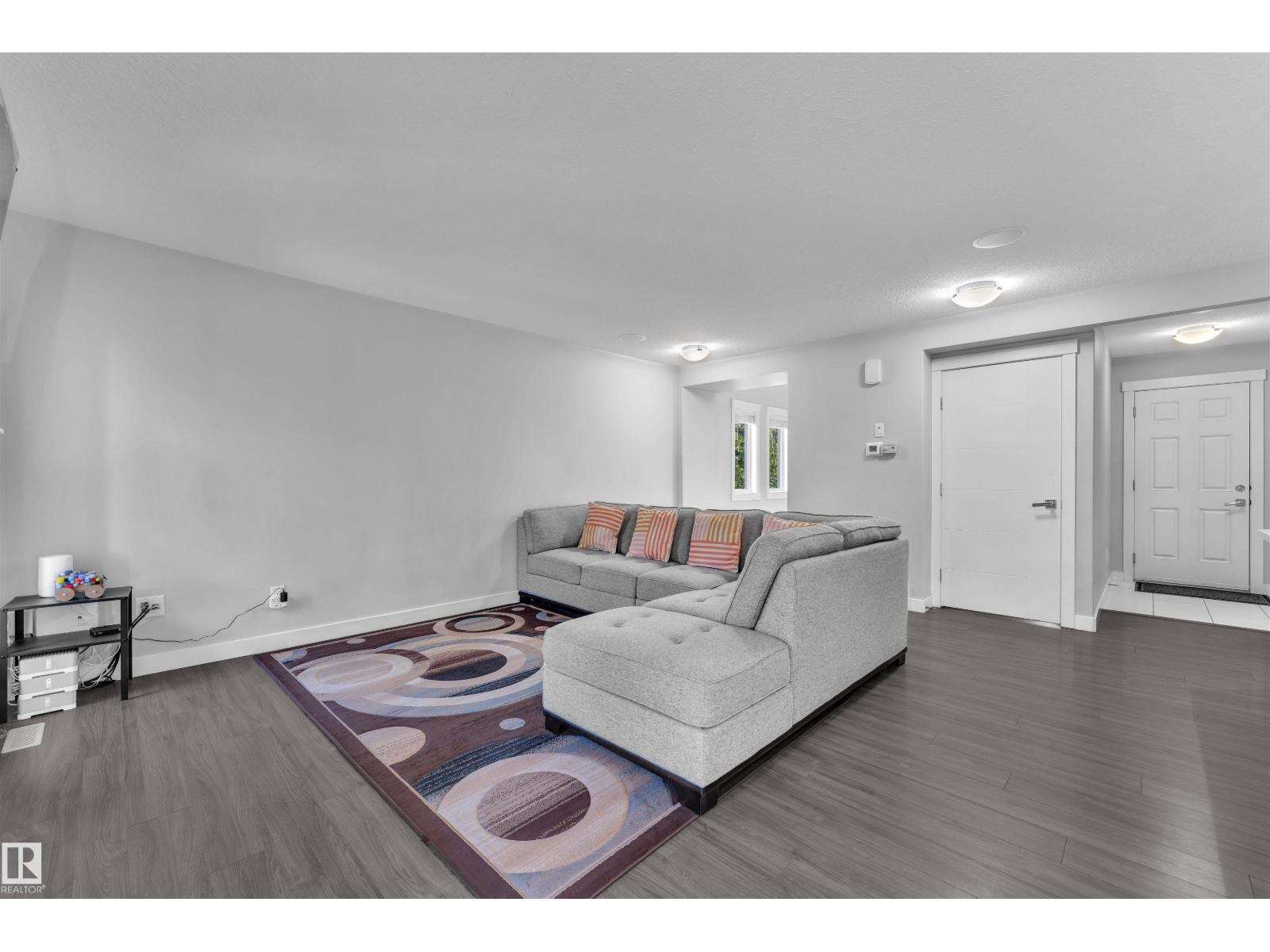 728 177 St Sw, Edmonton, Alberta  T6W 2W1 - Photo 10 - E4460776