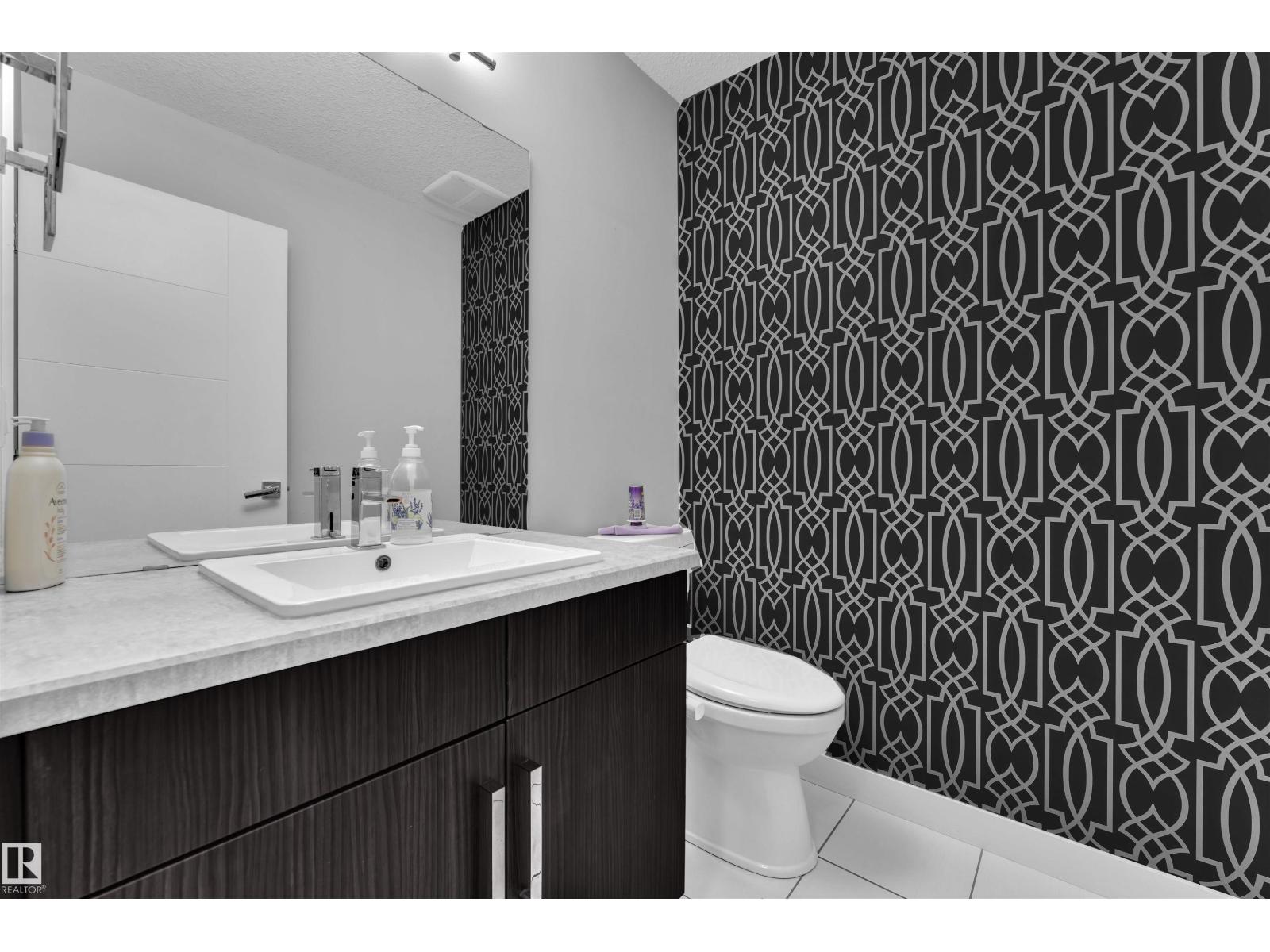 728 177 St Sw, Edmonton, Alberta  T6W 2W1 - Photo 7 - E4460776
