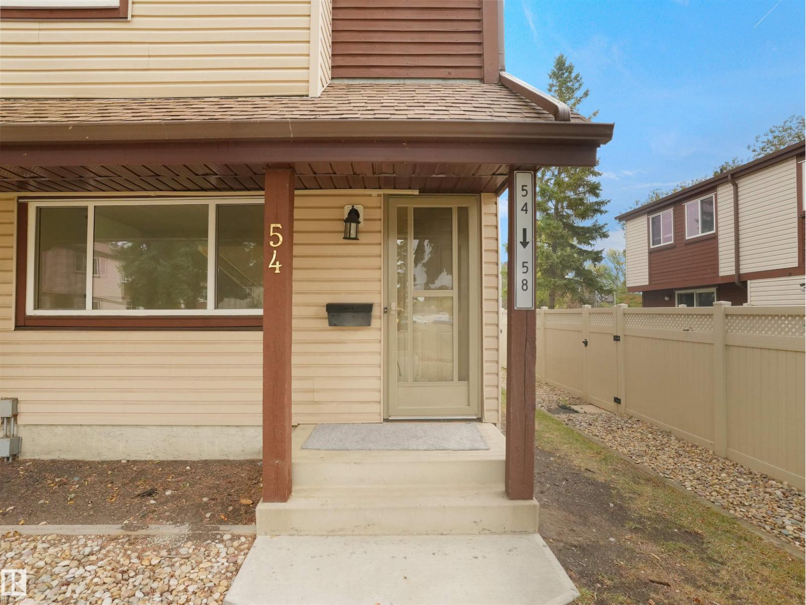 #54 13833 30 St Nw, Edmonton, Alberta  T5Y 2B2 - Photo 2 - E4460778