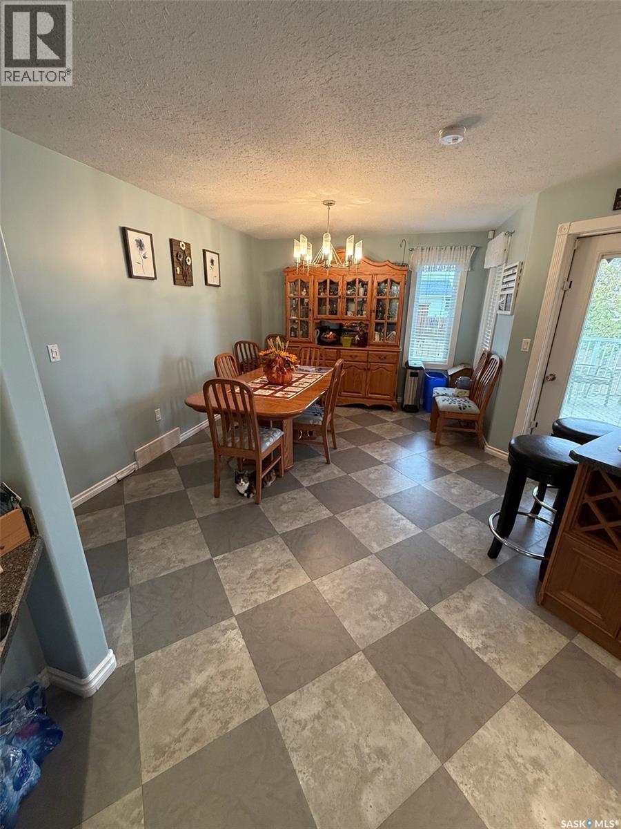 121 18th Street W, Battleford, Saskatchewan  S0M 0E0 - Photo 12 - SK020072